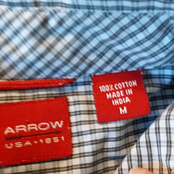 Arrow mens size M gray and black button up. - Picture 3 of 9